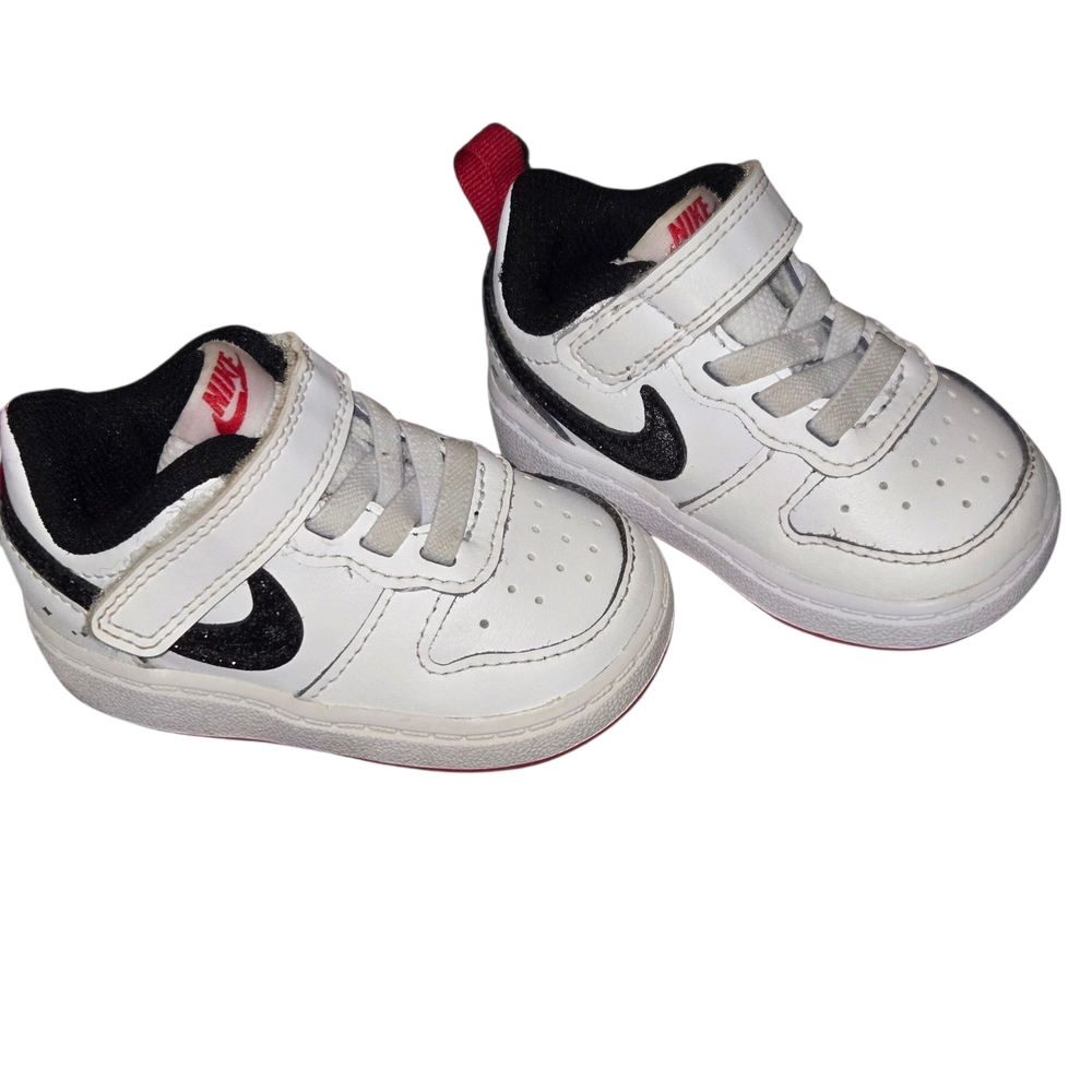 Nike Kids White and Black Sneakers